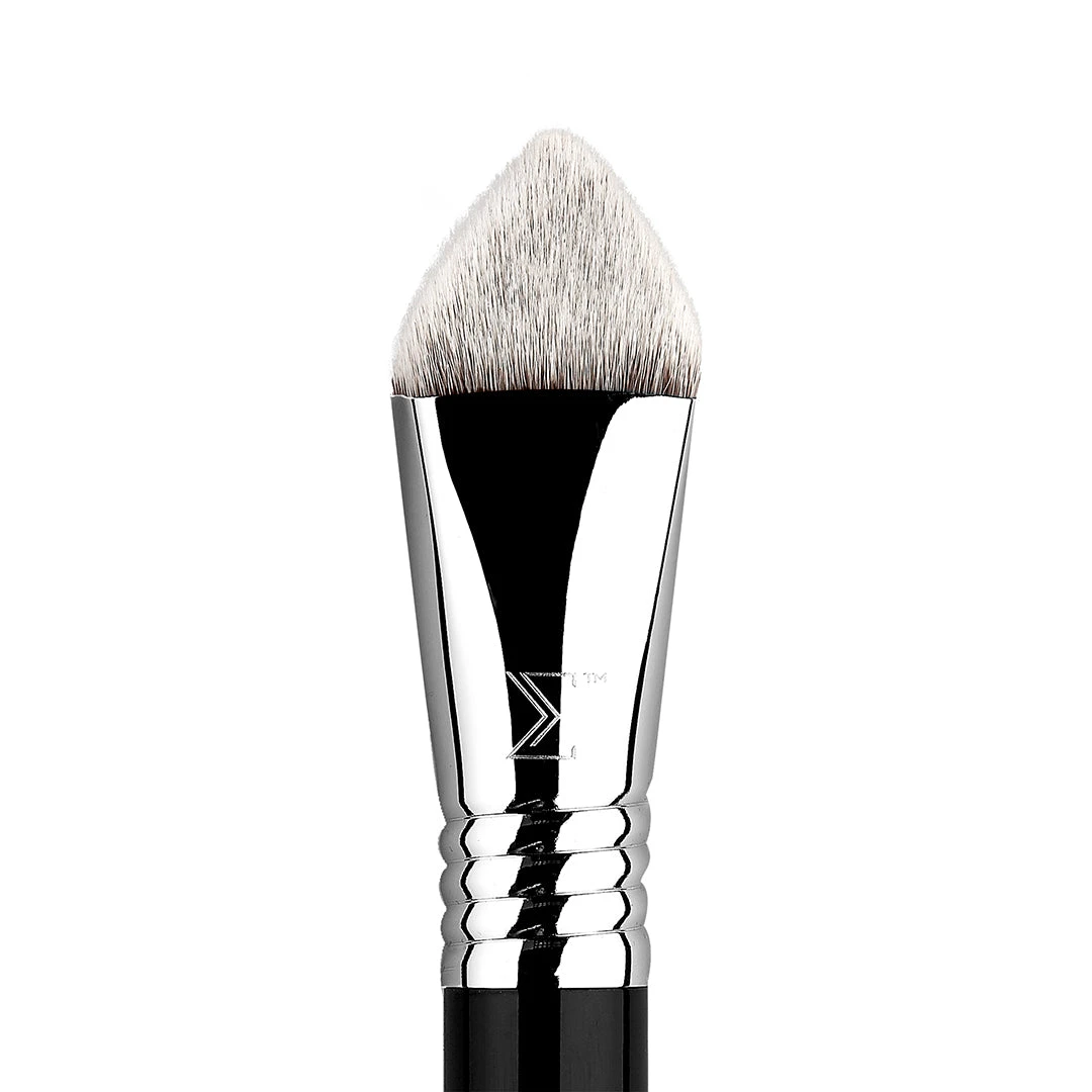 4DHD™ KABUKI BRUSH