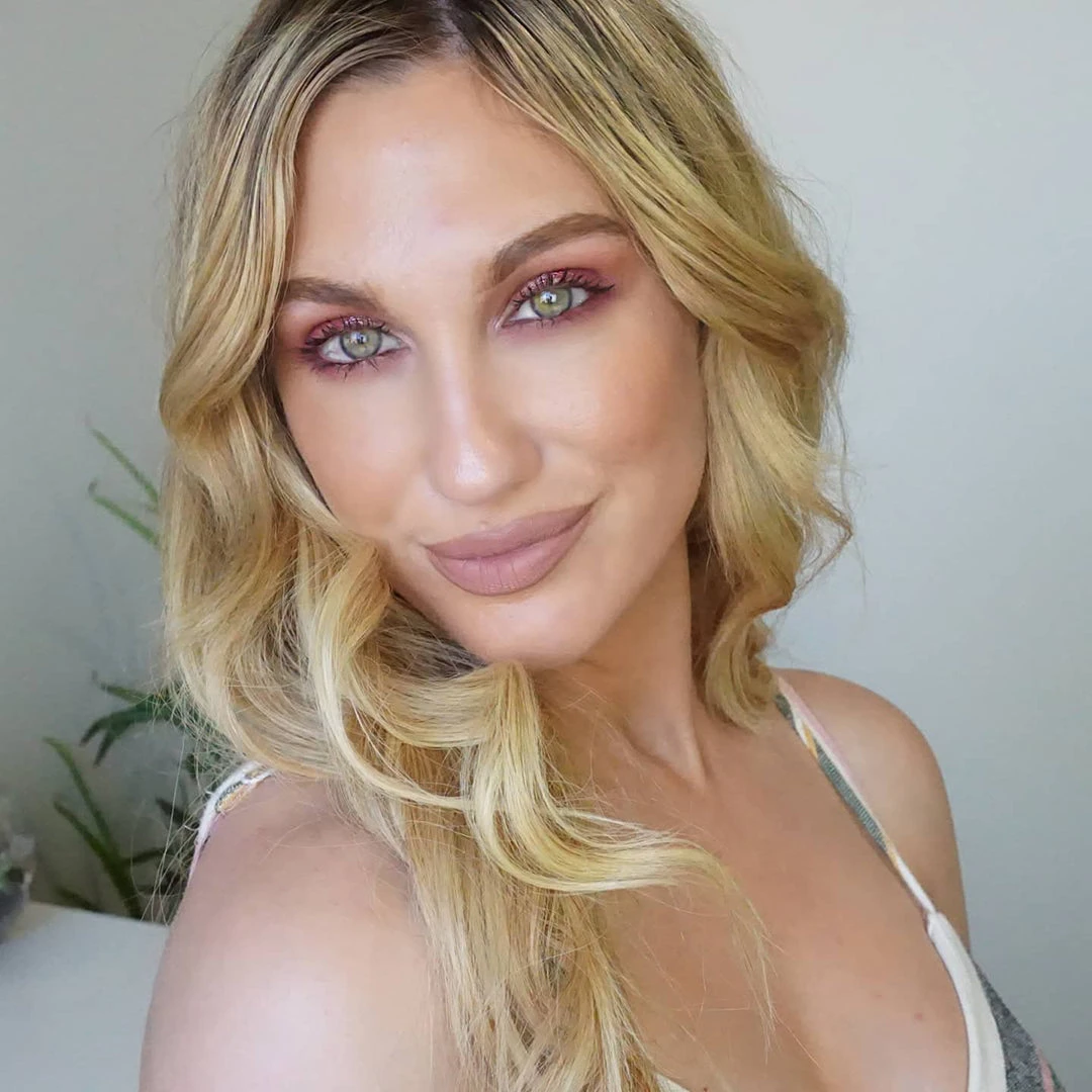 SAMANTHA MARCH FAVORITES SET